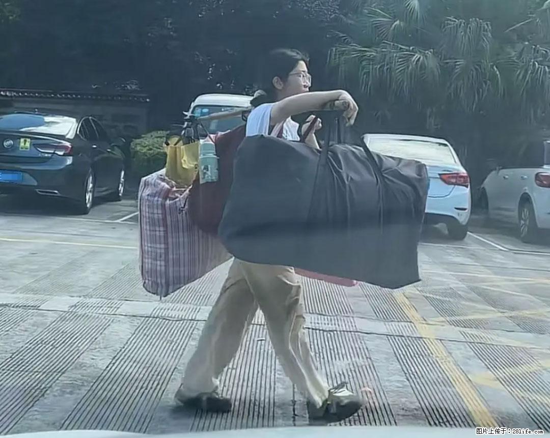 全网追的“扁担女孩”,找了一份暑假工,时薪12元 - 惠州生活资讯 - 惠州28生活网 huizhou.28life.com